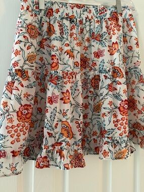 LOFT White Floral Tiered Ruffle Skirt with Orange and Red Motif